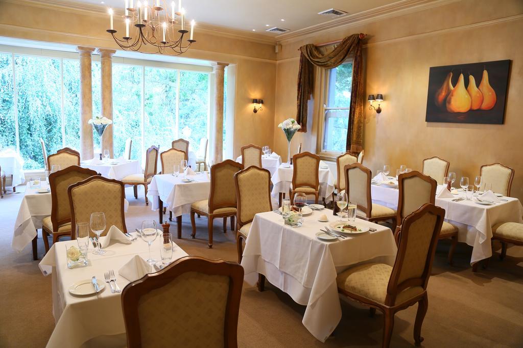 Milton Park Country House Hotel & Spa Bowral Buitenkant foto