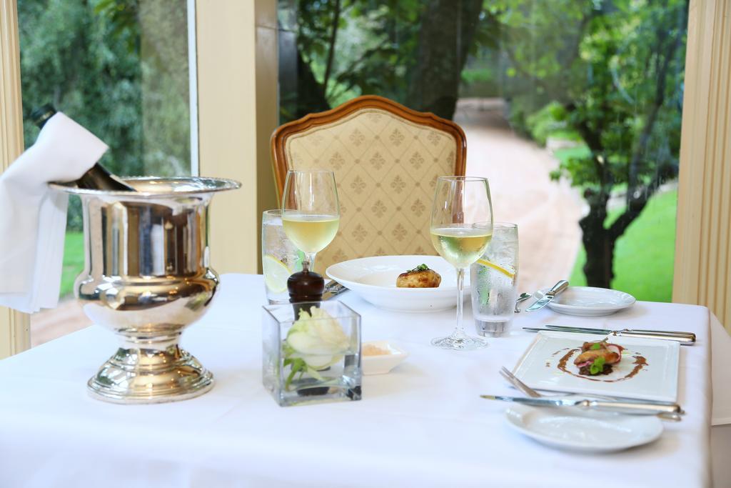 Milton Park Country House Hotel & Spa Bowral Buitenkant foto