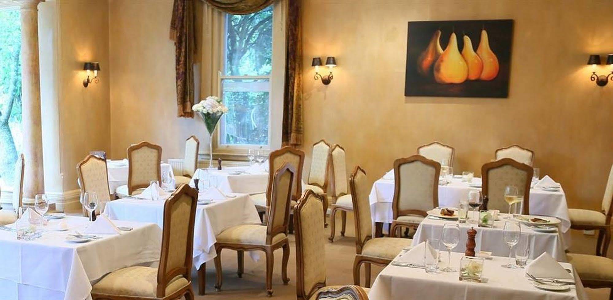 Milton Park Country House Hotel & Spa Bowral Buitenkant foto