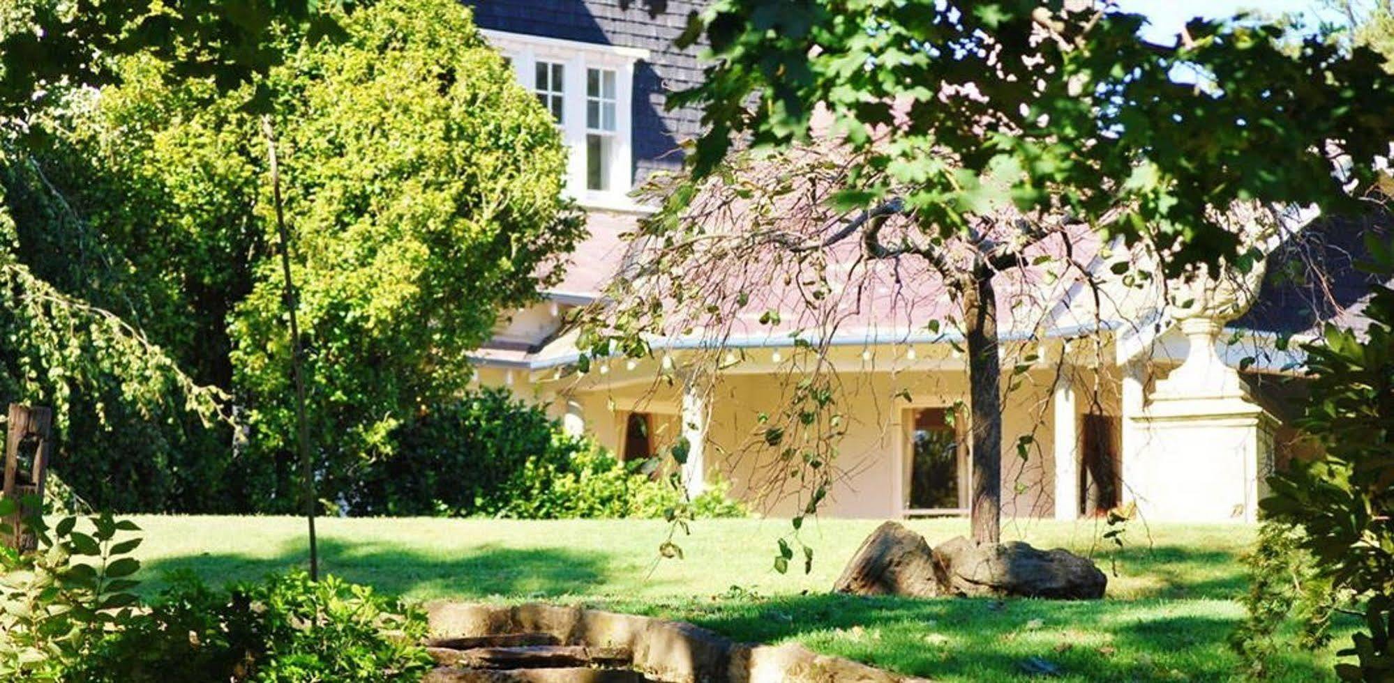 Milton Park Country House Hotel & Spa Bowral Buitenkant foto